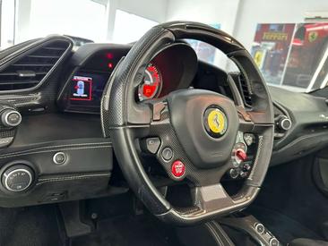 Ferrari 488 Spider — photo 20