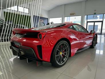 Ferrari 488 Pista — photo 4