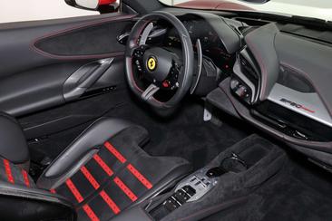 Ferrari SF90 Spider — photo 7