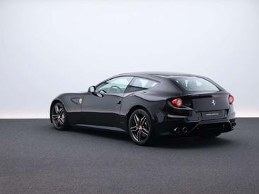 Ferrari FF — photo 7