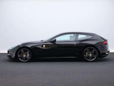 Ferrari FF — photo 8
