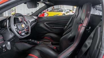 Ferrari F8 Tributo — photo 22