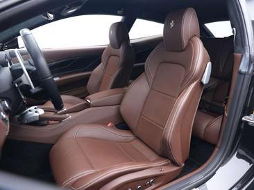 Ferrari FF — photo 11