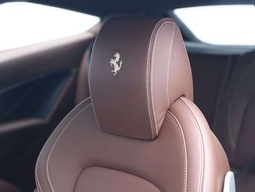 Ferrari FF — photo 13