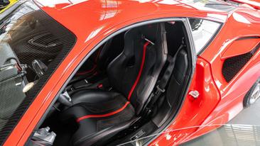 Ferrari F8 Tributo — photo 26