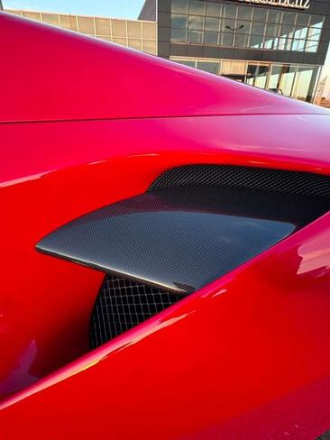 Ferrari 488 Spider — photo 29