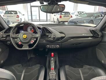 Ferrari 488 Spider — photo 10