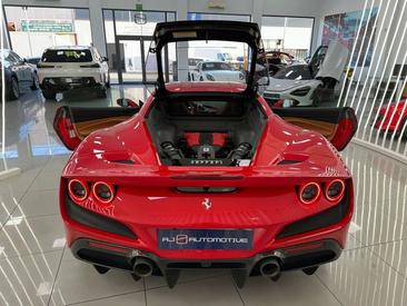 Ferrari F8 Tributo — photo 21