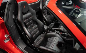 Ferrari 488 — photo 11