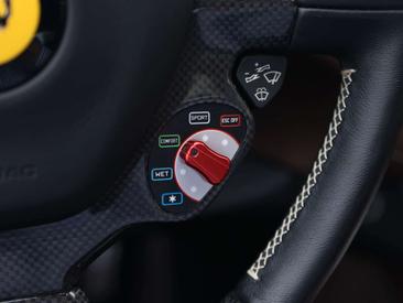 Ferrari FF — photo 19