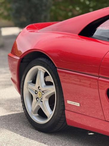 Ferrari F355 — photo 8