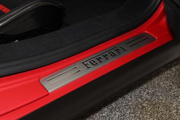 Ferrari SF90 Spider — photo 22