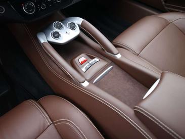 Ferrari FF — photo 25