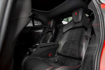 Ferrari Purosangue — photo 19