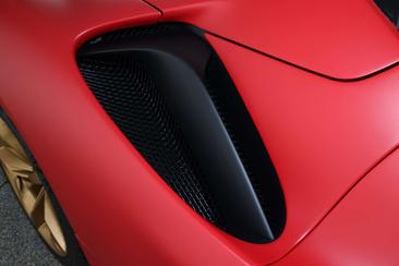 Ferrari SF90 Spider — photo 25