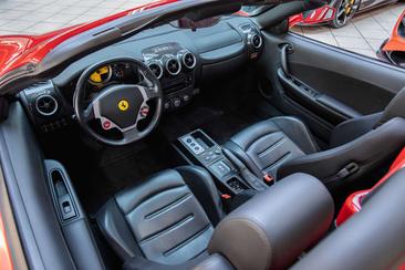 Ferrari F430 — photo 11