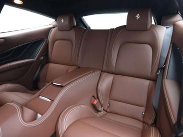 Ferrari FF — photo 30