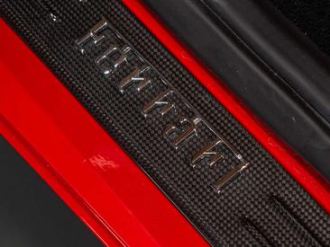Ferrari F8 Tributo — photo 47