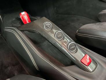 Ferrari 488 Spider — photo 30