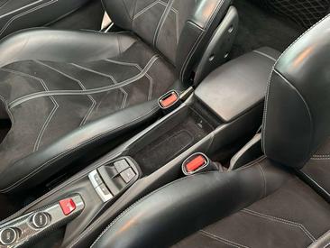 Ferrari 488 Spider — photo 31