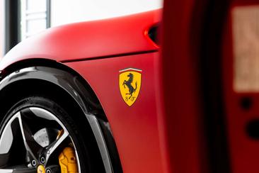 Ferrari Purosangue — photo 30