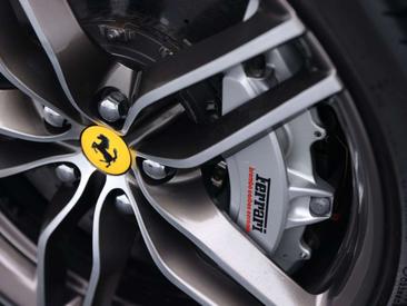 Ferrari FF — photo 40