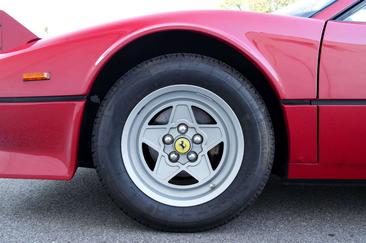 Ferrari 308 GTB — photo 6