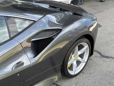 Ferrari F8 Tributo — photo 12