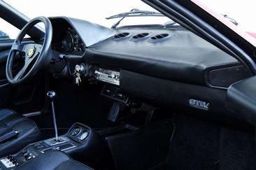 Ferrari 308 GTB — photo 10
