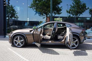 Ferrari Purosangue — photo 4