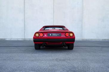 Ferrari 308 GTB — photo 15