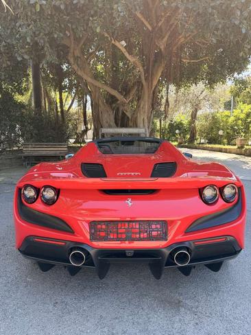 Ferrari F8 Spider — photo 15