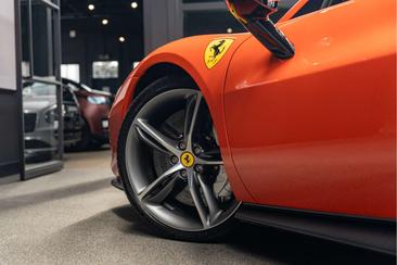 Ferrari 296 GTS — photo 13