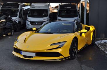 Ferrari SF90 Spider — photo 4