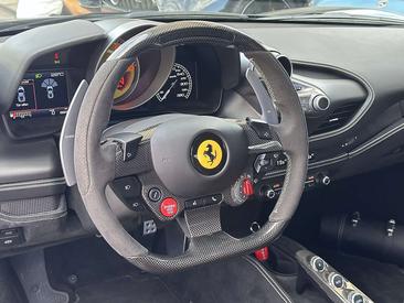 Ferrari F8 Tributo — photo 32