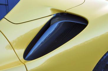 Ferrari SF90 Spider — photo 18