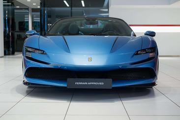 Ferrari SF90 Spider — photo 2