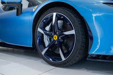 Ferrari SF90 Spider — photo 5