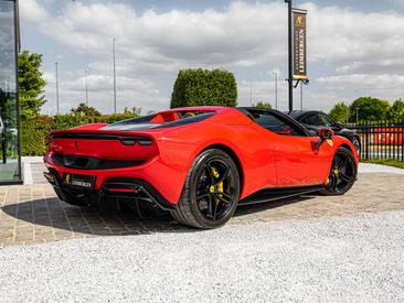 Ferrari 296 GTS — photo 7