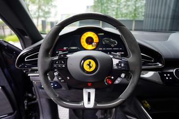 Ferrari Purosangue — photo 9
