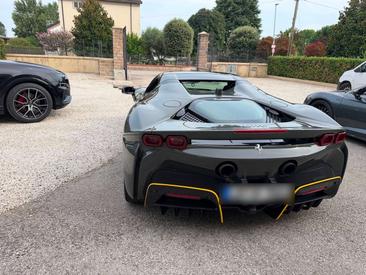 Ferrari SF90 Spider — photo 2