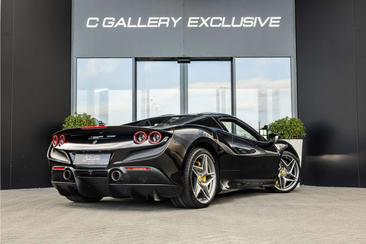 Ferrari F8 Spider — photo 9