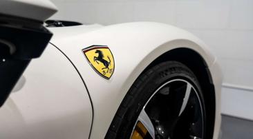 Ferrari SF90 Stradale — photo 11