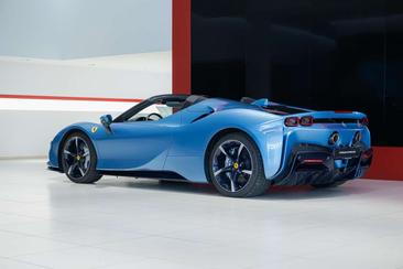 Ferrari SF90 Spider — photo 27