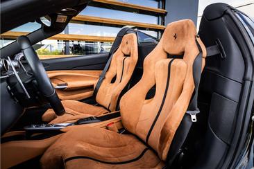 Ferrari F8 Spider — photo 21