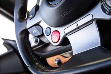 Ferrari F8 Spider — photo 23