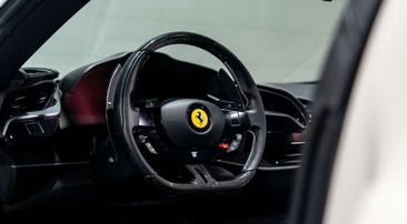 Ferrari SF90 Stradale — photo 36
