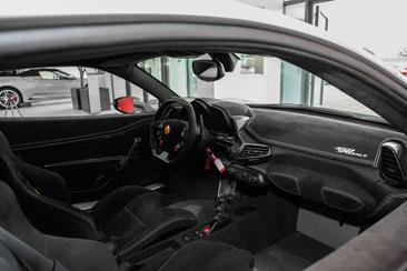 Ferrari 458 Speciale — photo 19