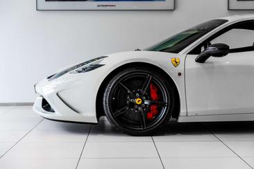 Ferrari 458 Speciale — photo 21