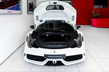 Ferrari 458 Speciale — photo 23